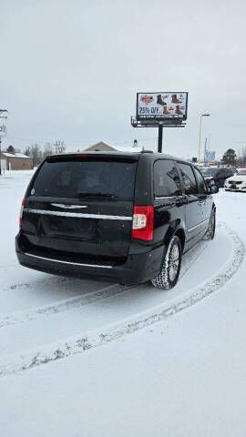 2014 Chrysler Town and Country 30th Anniversary