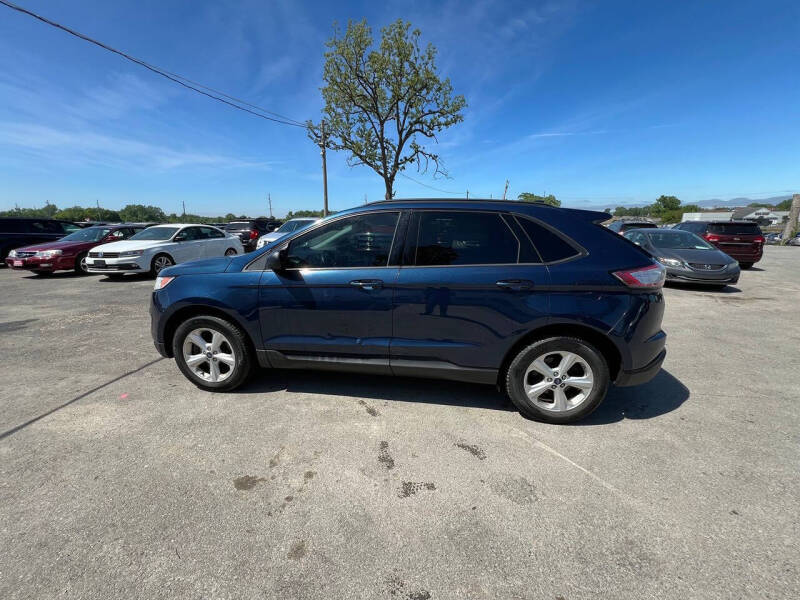 2017 Ford Edge SE