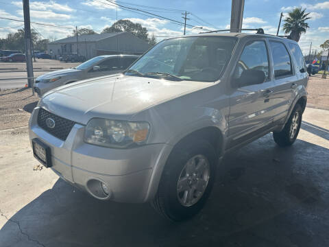 2007 Ford Escape for sale at M & M Motors in Angleton TX