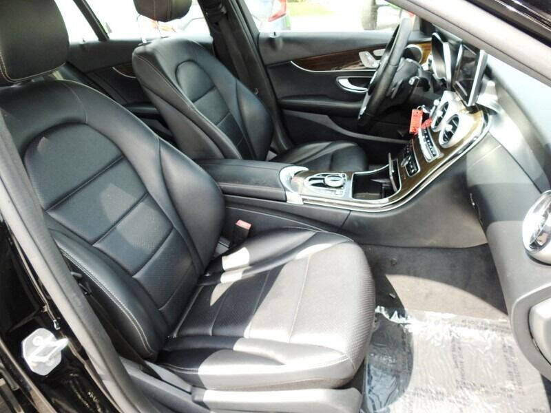 2018 MERCEDES-BENZ C-Class Sedan - $21,900