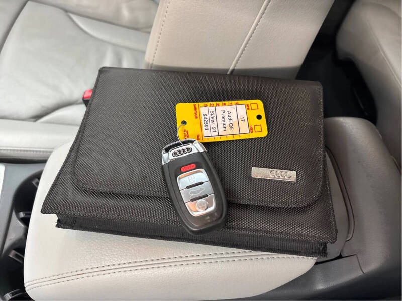 2017 Audi Q5 2.0T quattro Premium