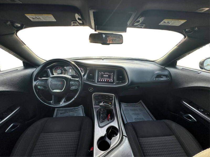 2020 Dodge Challenger SXT