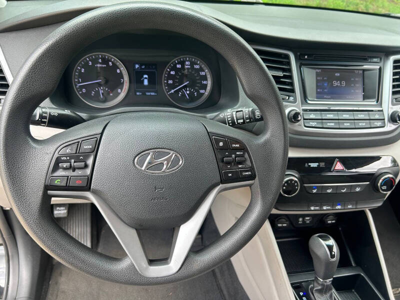 2017 Hyundai Tucson SE