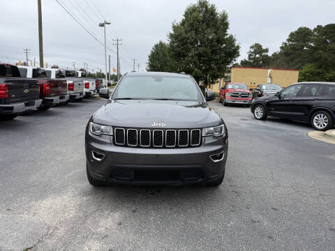 2020 Jeep Grand Cherokee Laredo