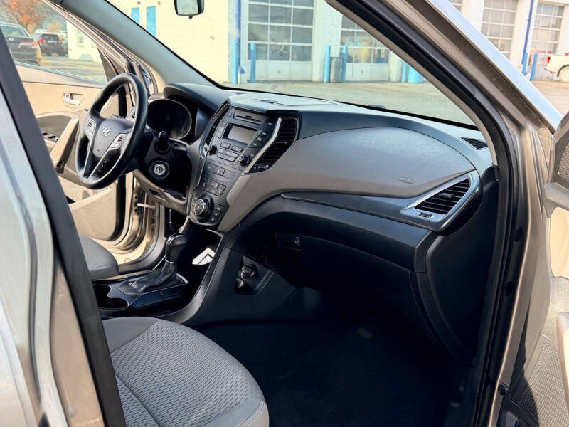 2015 Hyundai Santa Fe Sport 2.4L