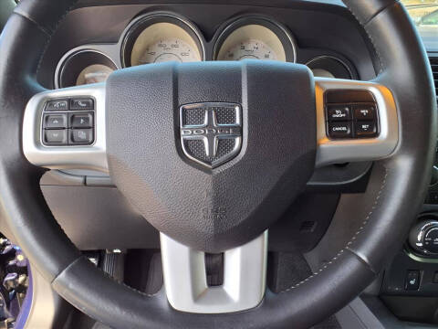 2013 Dodge Challenger SXT