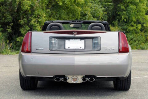 2004 Cadillac XLR