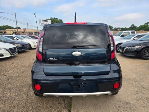 2018 Kia Soul +