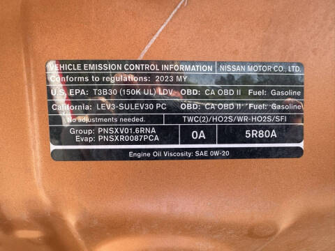 2023 Nissan Kicks SR