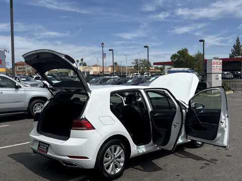 2020 Volkswagen Golf TSI