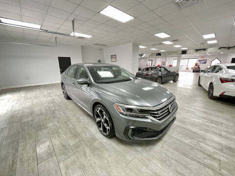 2020 Volkswagen Passat R-Line