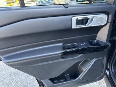 2022 Ford Explorer Platinum