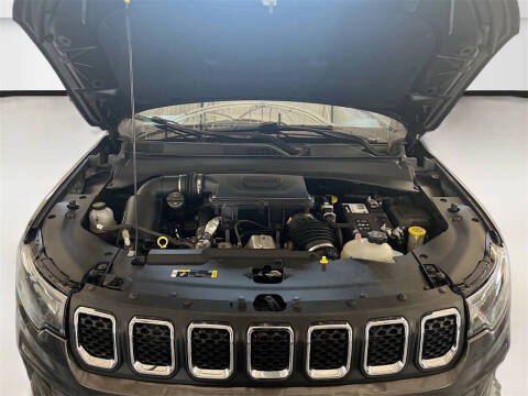 2023 Jeep Compass Latitude Lux