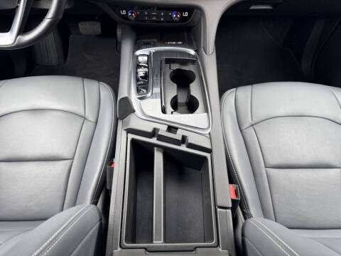 2022 Buick Enclave Essence