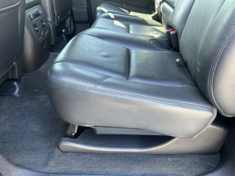 2013 Chevrolet Avalanche LTZ Black Diamond