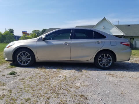 2015 Toyota Camry for sale at Tennessee Valley Wholesale Autos LLC in Huntsville AL