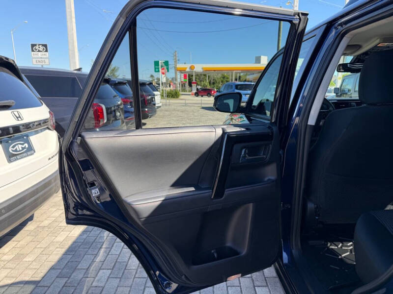 2023 Toyota 4Runner TRD Off-Road