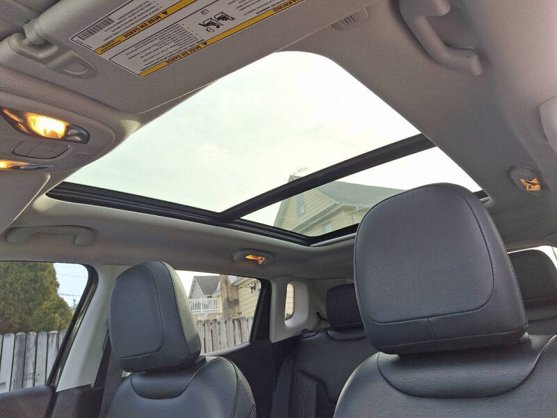 2020 Jeep Compass Sun and Safety Edition