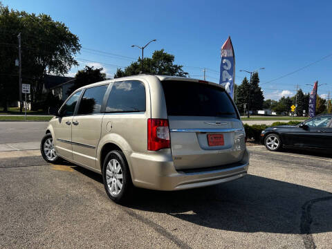 2015 Chrysler Town and Country Touring