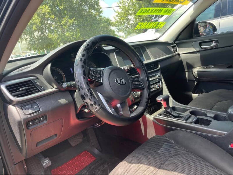 2019 Kia Optima LX