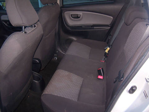 2015 Toyota Yaris 5-Door L