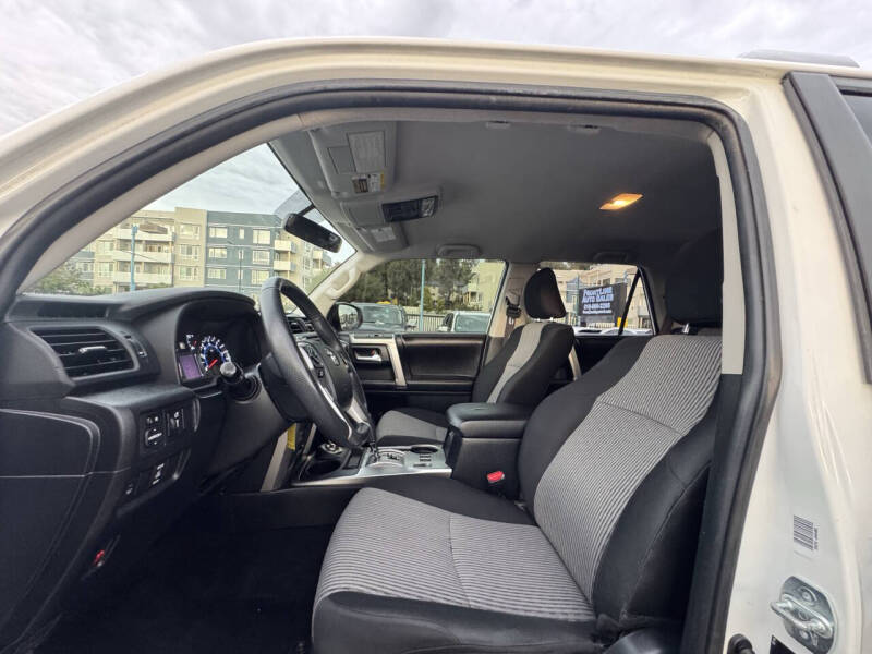 2017 Toyota 4Runner SR5