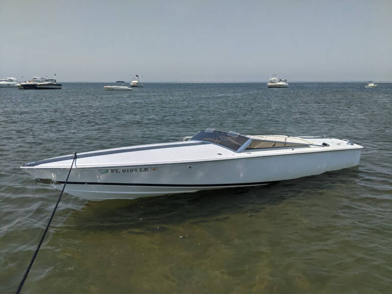 2000 Donzi 22 Classic for sale at Lenardo Motor Group LLC in Hasbrouck Heights NJ