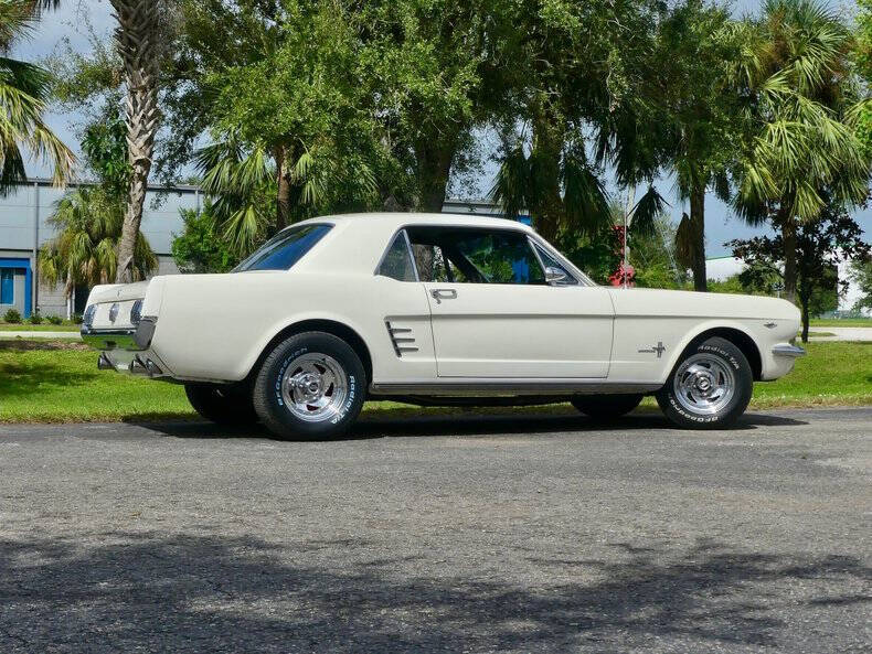 1966 Ford Mustang
