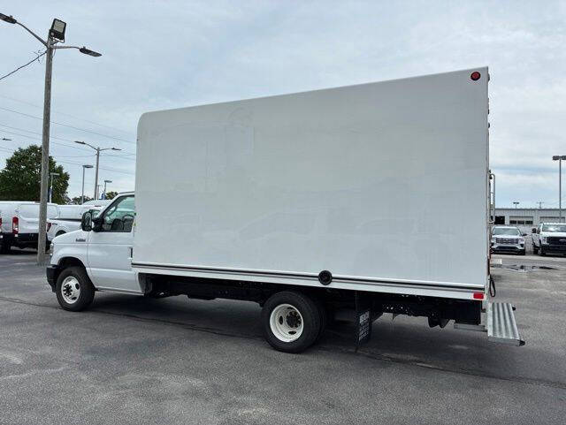 2024 Ford E-Series