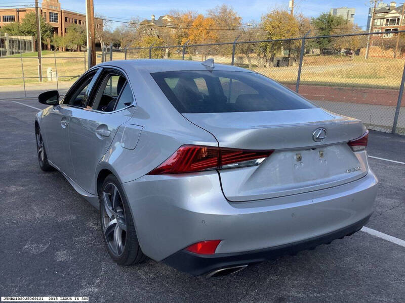 2018 Lexus IS 300