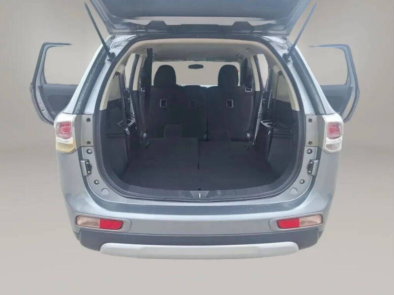 2015 Mitsubishi Outlander ES