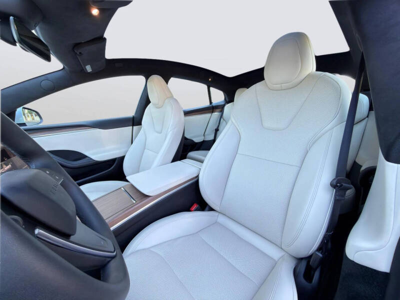 2025 Tesla Model S