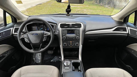 2018 Ford Fusion Hybrid SE