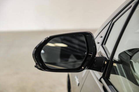 2020 Toyota Prius LE