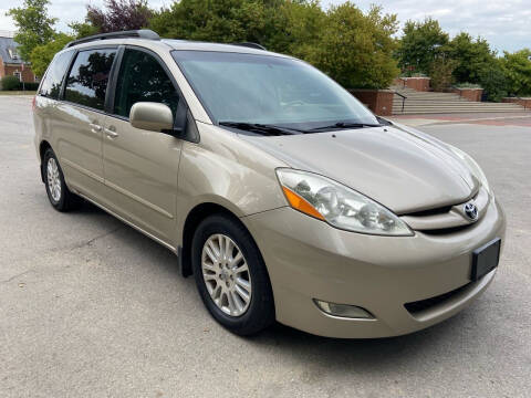 2010 Toyota Sienna for sale at Third Avenue Motors Inc. in Carmel IN