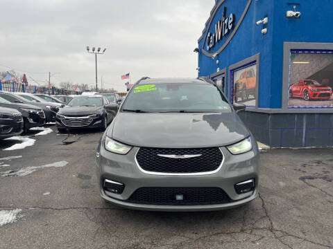 2022 Chrysler Pacifica Touring