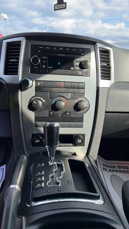 2009 Jeep Grand Cherokee Laredo