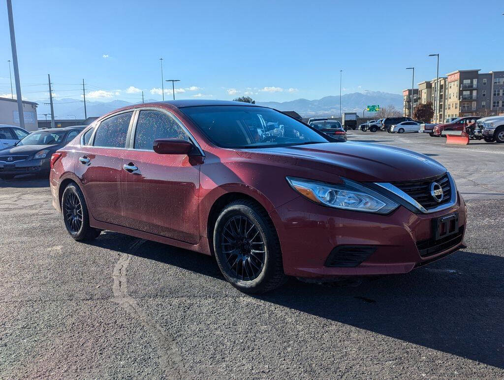 2017 Nissan Altima for sale at Axio Auto Boise in Boise, ID