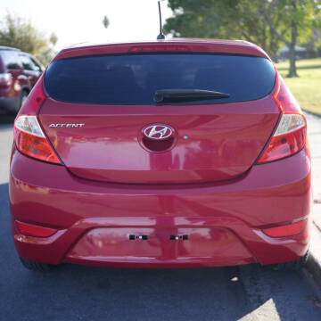 2015 Hyundai Accent GS