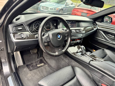 2012 BMW 5 Series 550i