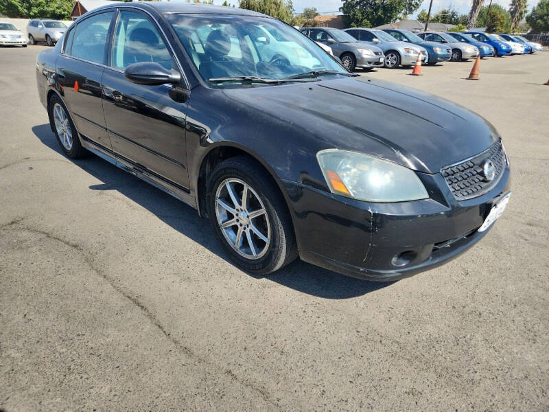 2006 Nissan Altima for sale at COMMUNITY AUTO in Fresno CA
