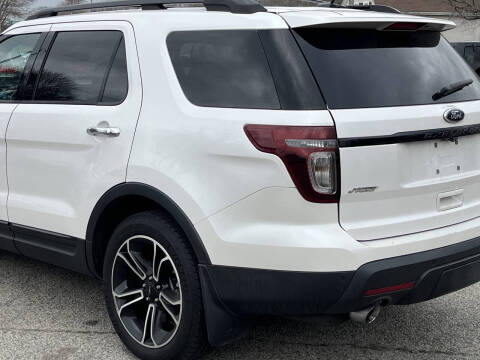 2014 Ford Explorer Sport