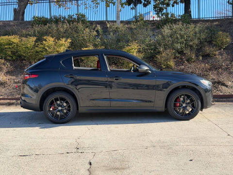 2019 Alfa Romeo Stelvio Ti