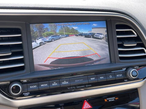 2020 Hyundai Elantra