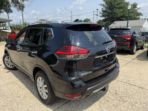 2017 Nissan Rogue SV