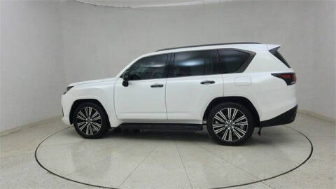 2023 Lexus LX 600 Luxury