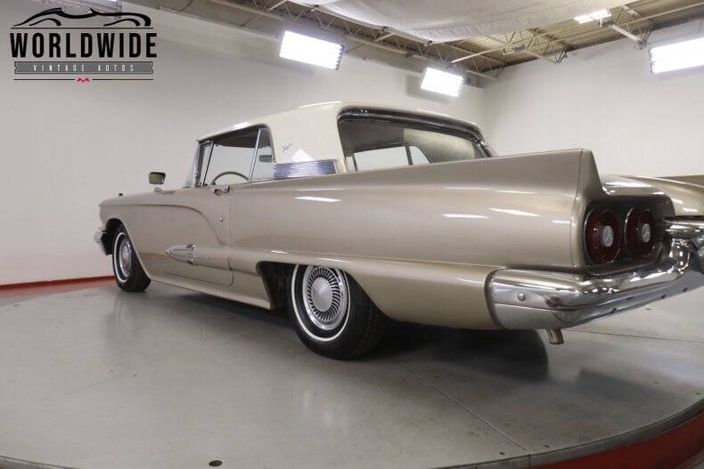 1959 Ford Thunderbird