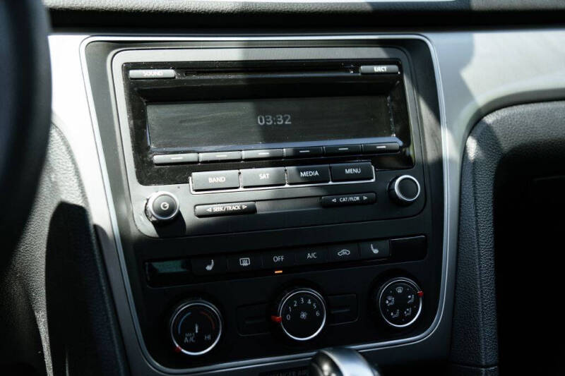 2013 Volkswagen Passat