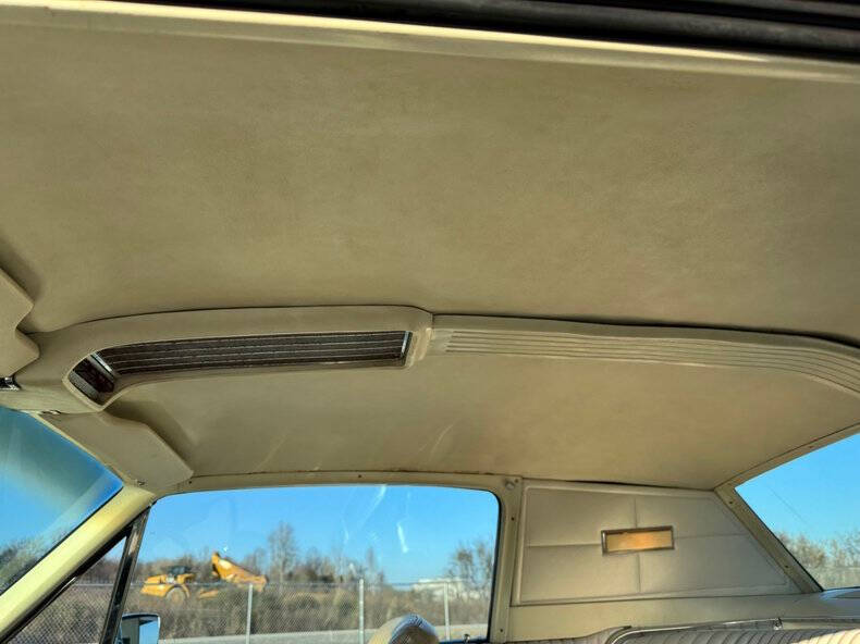 1966 Ford Thunderbird