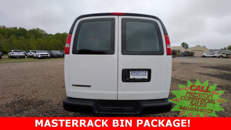 2025 Chevrolet Express 2500